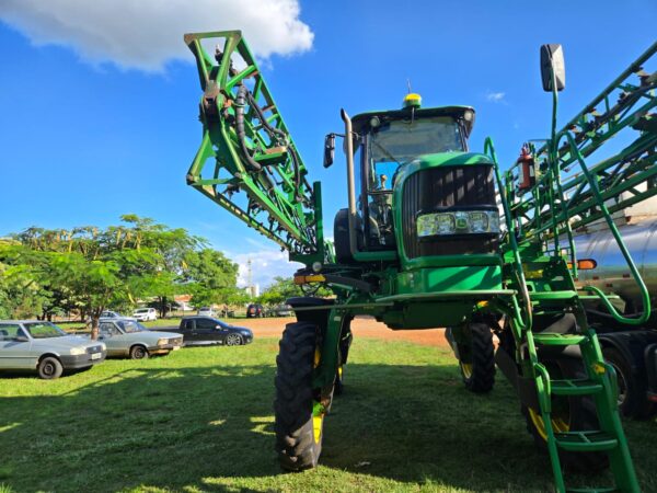 John Deere M4025 - Image 11